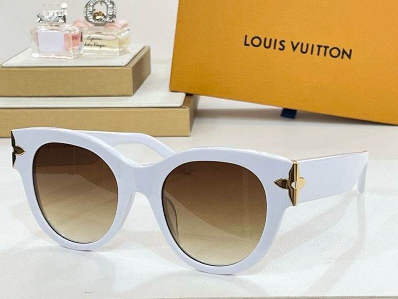 LV Sunglasses 139